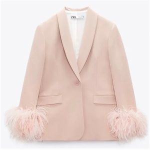 Zara SS 2023 feathered jacket powder pink size XS SOLD OUT